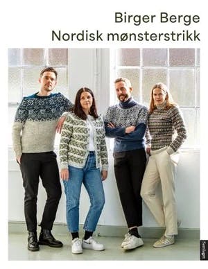 Omslag: "Nordisk mønsterstrikk" av Birger Berge